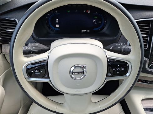 Used 2024 Volvo XC90 T8 Plus w/ Protection Package Premier image 21