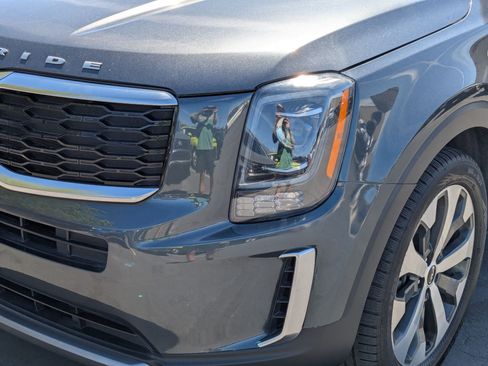 Used 2022 Kia Telluride S AWD/4WD image 12