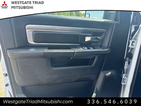 Used 2021 RAM 1500 Warlock w/ Warlock Decor Package AWD/4WD image 8