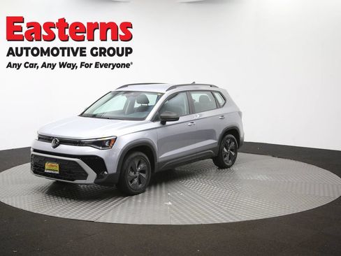 Used 2025 Volkswagen Taos S FWD image 53