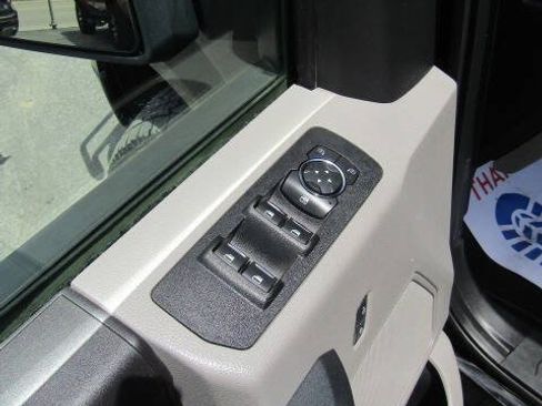 Used 2018 Ford F150 XL w/ Equipment Group 101A Mid AWD/4WD image 18