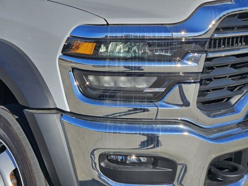 New 2026 RAM 5500 4x4 Crew Cab image 9