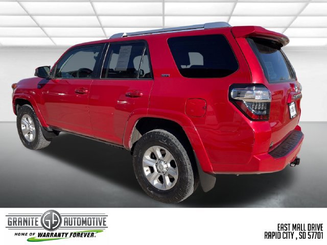 Used 2016 Toyota 4Runner SR5 AWD/4WD image 3