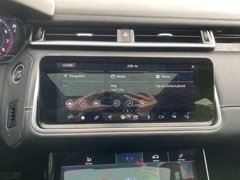 Used 2019 Land Rover Range Rover Velar R-Dynamic SE image 19