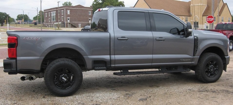 Used 2024 Ford F250 XLT w/ XLT Premium Package AWD/4WD image 6