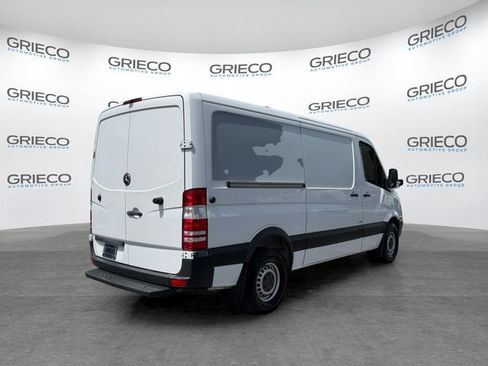 Used 2015 Mercedes-Benz Sprinter 2500 image 7