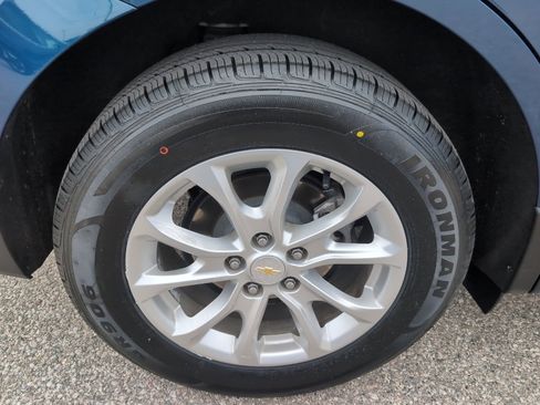 Used 2021 Chevrolet Equinox LT AWD/4WD image 23