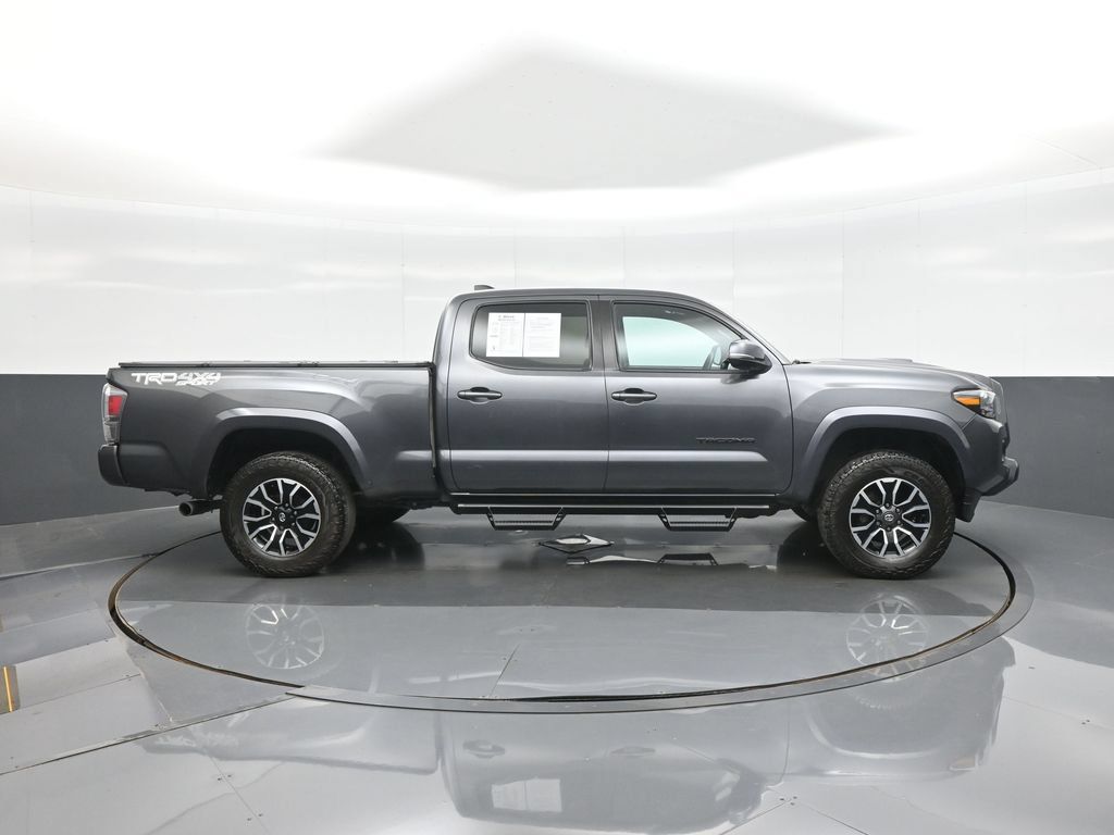 Certified 2022 Toyota Tacoma TRD Sport w/ TRD Premium Sport Package AWD/4WD image 8