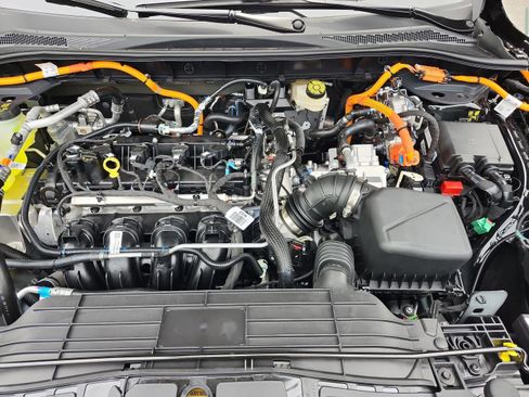 New 2025 Ford Escape PHEV image 20