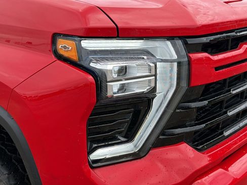 Used 2024 Chevrolet Silverado 2500 LTZ w/ LTZ Plus Package AWD/4WD image 11