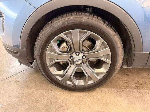 Used 2018 Ford Explorer Sport w/ Equipment Group 401A AWD/4WD image 16
