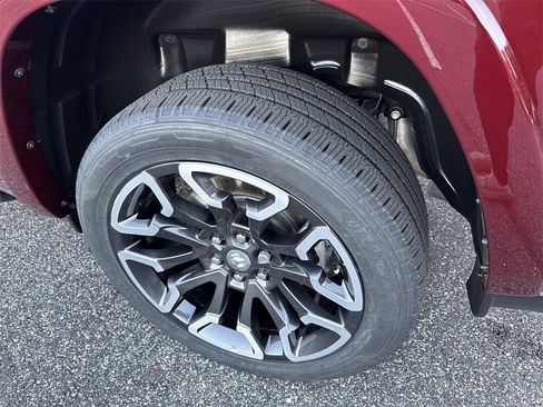 Used 2025 RAM 1500 Limited image 21