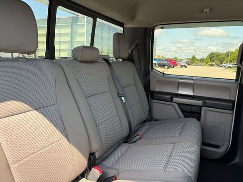 Used 2020 Ford F250 XLT w/ XLT Premium Package AWD/4WD image 37