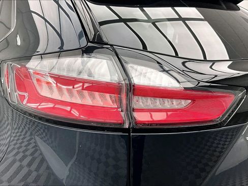 Certified 2023 Ford Edge SEL w/ Convenience Package AWD/4WD image 30