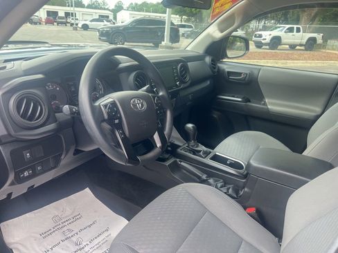 Used 2023 Toyota Tacoma SR AWD/4WD image 9