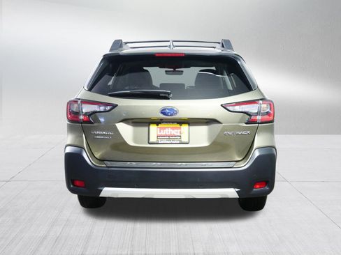 Used 2025 Subaru Outback Limited image 6