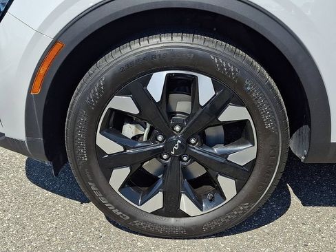 Certified 2023 Kia Sportage X-Line w/ X-Line Premium Package AWD/4WD image 8