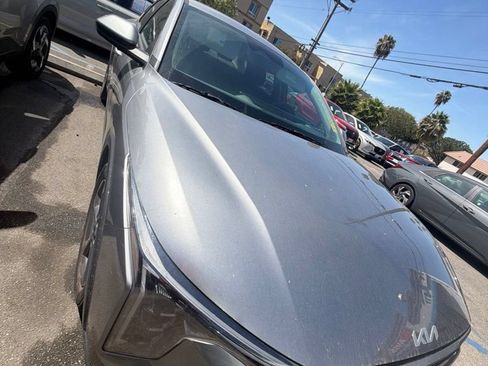 Used 2025 Kia K4 FWD image 8