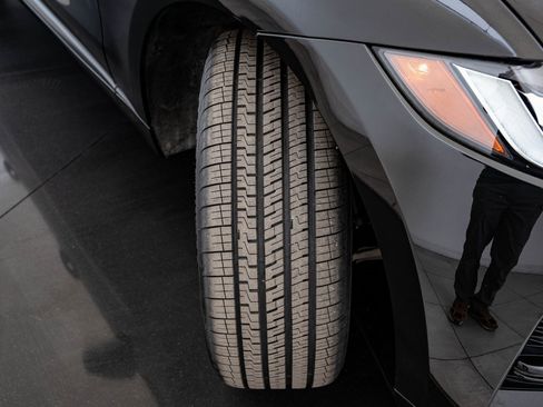 Used 2023 Jaguar F-PACE S image 51