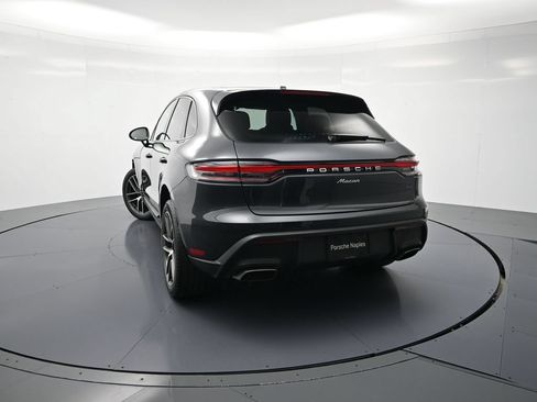 Certified 2026 Porsche Macan AWD/4WD image 27