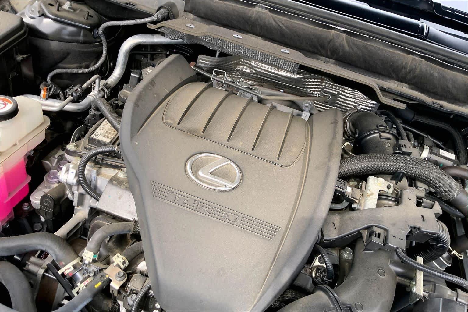 Used 2024 Lexus RX 350 Premium w/ Kick Sensor & Tow Package AWD/4WD image 33