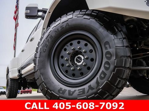 Used 2023 Ford F550 4x4 Crew Cab Super Duty image 9