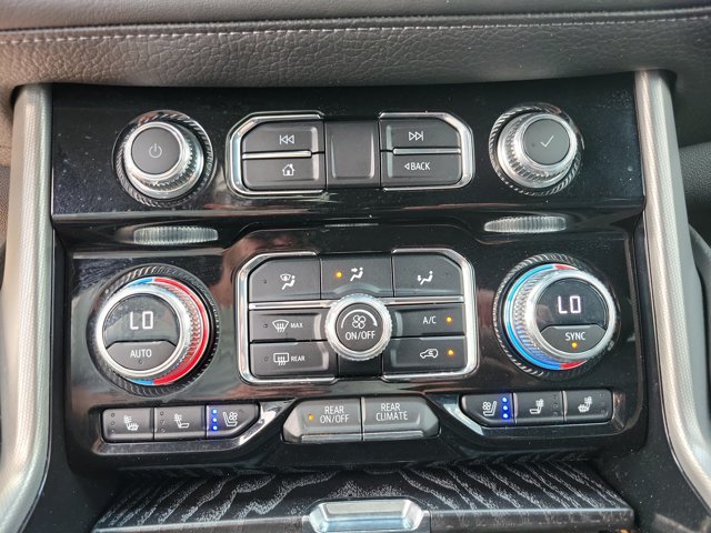 Used 2023 GMC Yukon Denali AWD/4WD image 15
