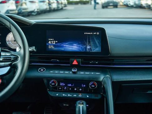 Used 2025 Hyundai Elantra N image 13