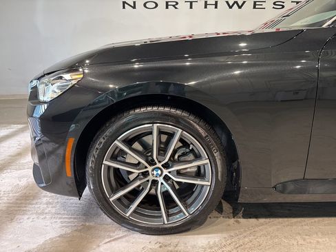 Used 2025 BMW 230i xDrive Coupe w/ Premium Package AWD/4WD image 7