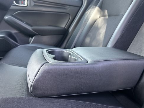 Used 2025 Honda Civic Sport image 27