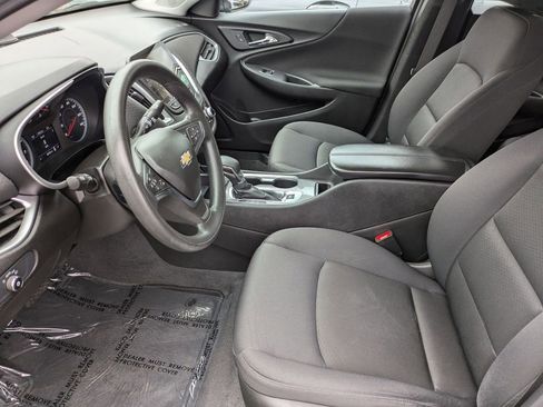 Used 2024 Chevrolet Malibu LT image 23
