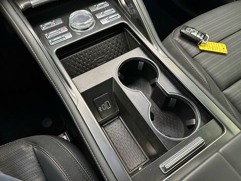 Used 2024 Lincoln Nautilus Reserve w/ Equipment Group 202A image 42