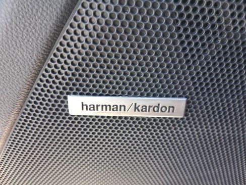 Used 2018 Subaru Crosstrek 2.0i Limited image 21