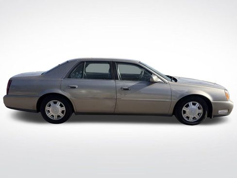 Used 2004 Cadillac De Ville image 6