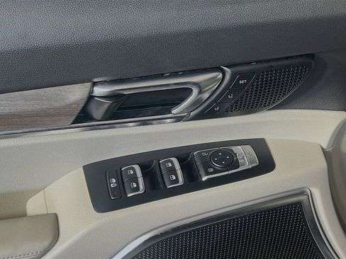 Used 2021 Kia Telluride SX image 11