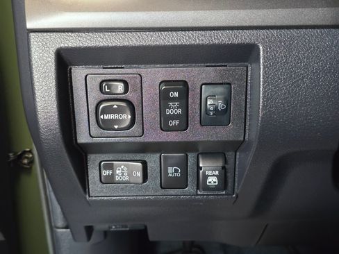 Used 2021 Toyota Tundra SR5 w/ Trail Edition AWD/4WD image 22