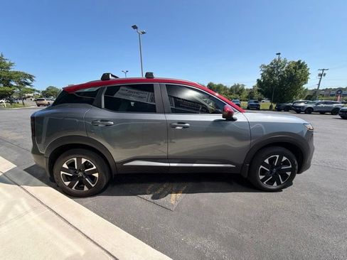 Used 2025 Nissan Kicks SV w/ SV Premium Package AWD/4WD image 6