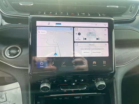 Used 2022 Jeep Grand Cherokee L Overland image 16