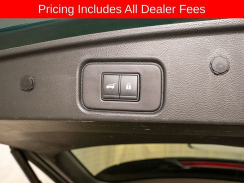Used 2022 Nissan Pathfinder Platinum w/ Cargo Package AWD/4WD image 6