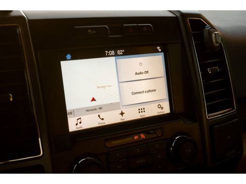 Used 2018 Ford F150 XLT w/ Equipment Group 302A Luxury AWD/4WD image 25