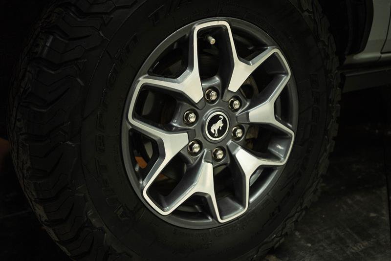 Used 2023 Ford Bronco Badlands AWD/4WD image 3
