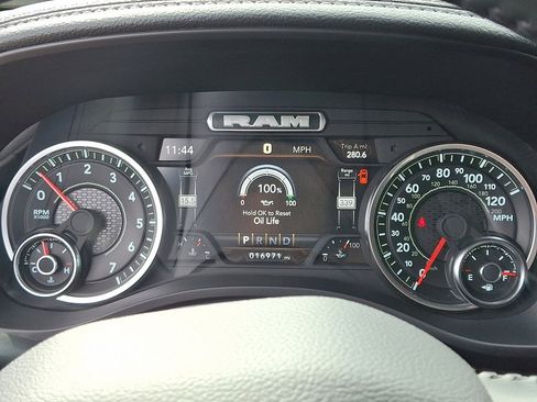 Certified 2023 RAM 1500 Laramie image 26