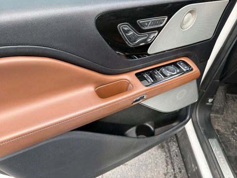 Used 2021 Lincoln Aviator Reserve w/ Equipment Group 210A image 14