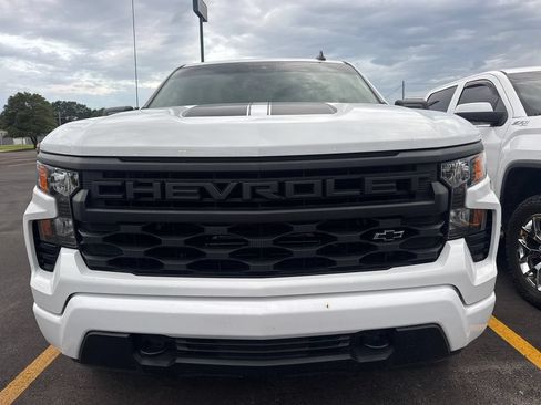 Used 2023 Chevrolet Silverado 1500 Custom w/ Rally Edition AWD/4WD image 2