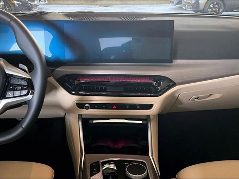 New 2025 BMW 330i Sedan w/ Premium Package image 6