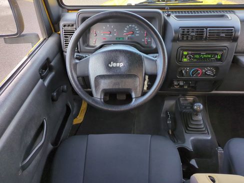 Used 2004 Jeep Wrangler Sport w/ Dual Top Group image 16