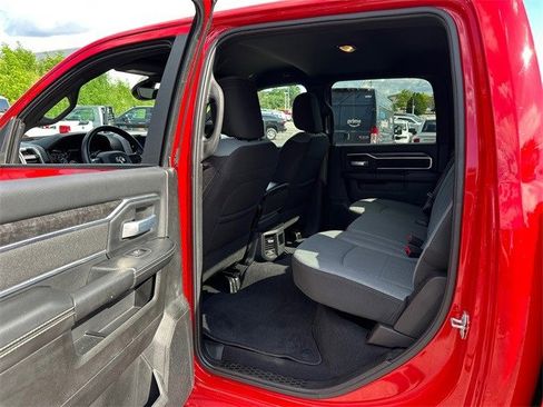 Used 2024 RAM 2500 Big Horn w/ Bed Utility Group image 10