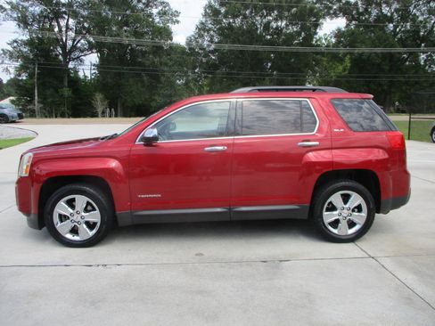 Used 2014 GMC Terrain SLE w/ Chrome Package FWD image 1