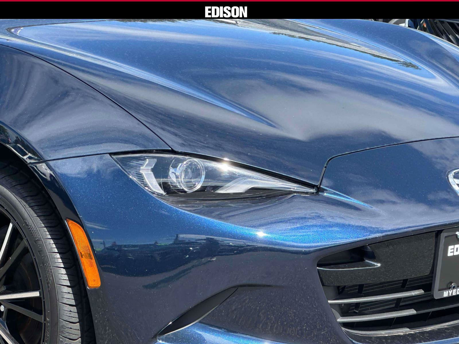Used 2025 MAZDA MX-5 Miata RF Grand Touring RWD image 7