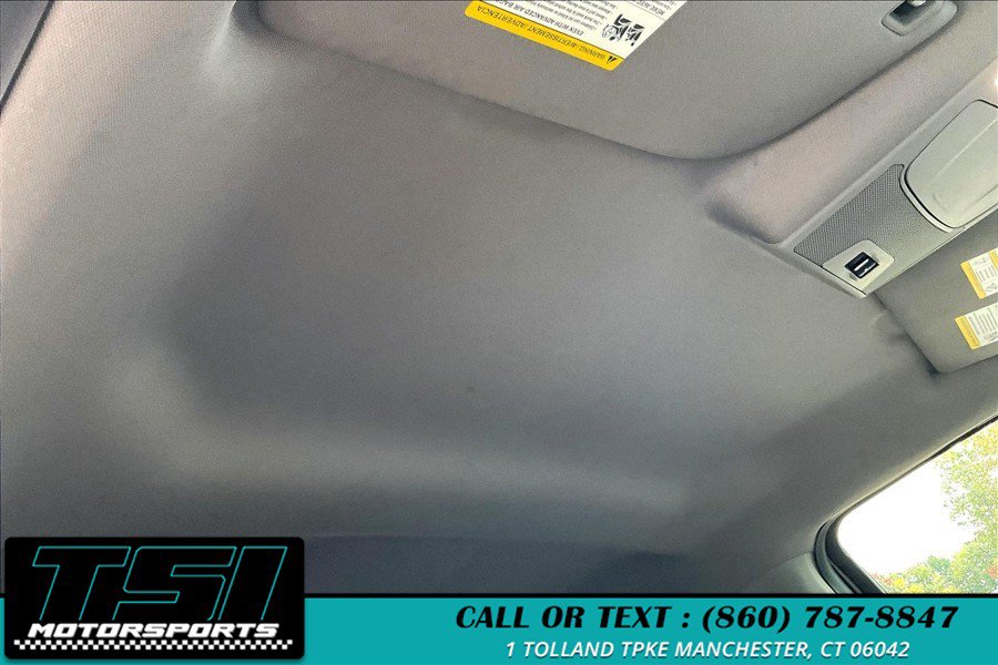 Used 2015 Ford F150 XLT w/ Equipment Group 302A Luxury AWD/4WD image 21